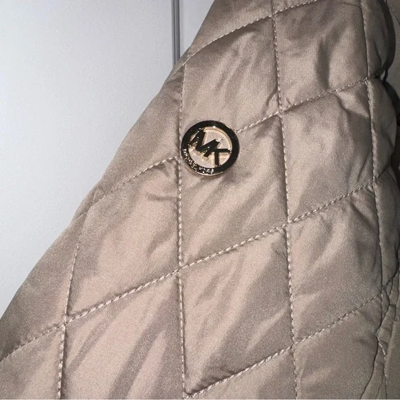 Michael Kors Women's Quilted Anorak Jacket Tan Hooded Zip Front Coat Size M - Picture 3 of 15